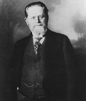 Imagen secundaria 2 - Arthur Gwinner