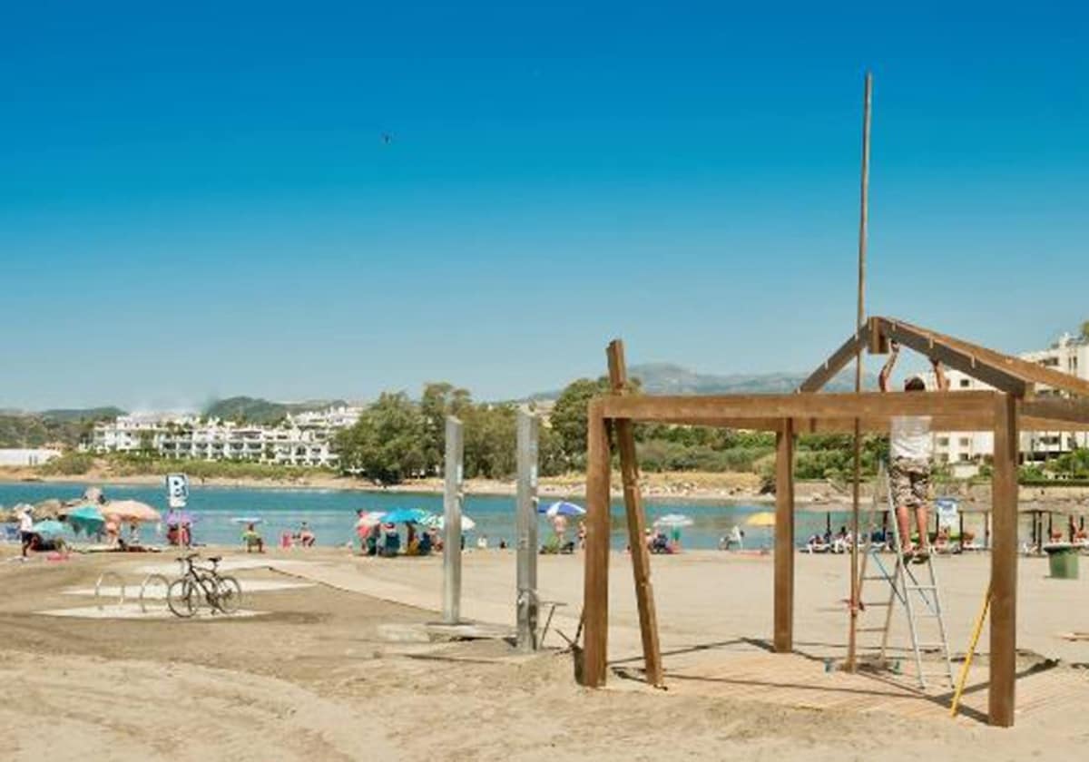 Archive image of a beach in Estepona