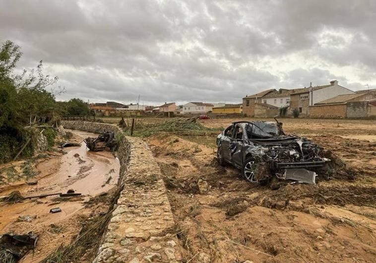 In pictures and video: storm smashes into central Spain leaving several people dead and missing