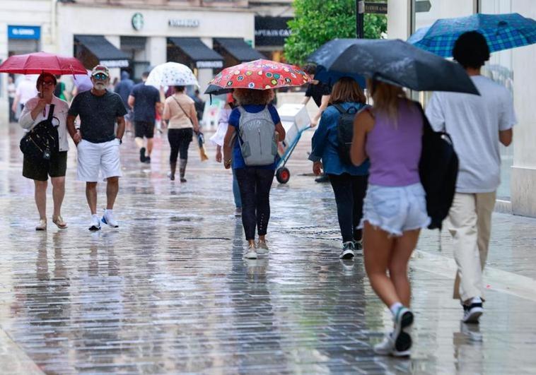 Localised storms set to leave thundery showers in Malaga and on Costa del Sol ahead of the weekend