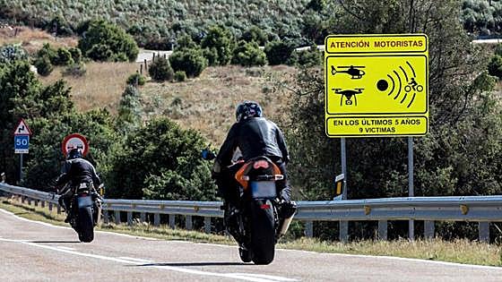Captured on video: DGT reveals some the most shocking traffic offences committed by motorcyclists in Spain