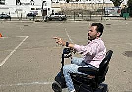 Councillor Antonio López at the site where the market is held near the Almijara II residential area in Nerja.