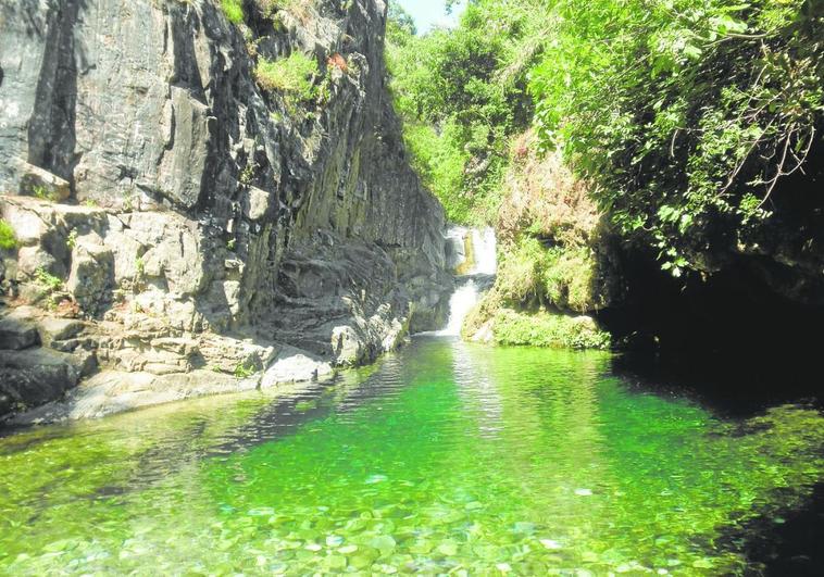 Barranco Blanco: a beauty spot created by the Alaminos river