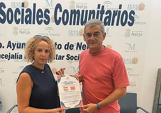 President of the Somaya Luchadora association Nadia Errouch and councillor Daniel Rivas.