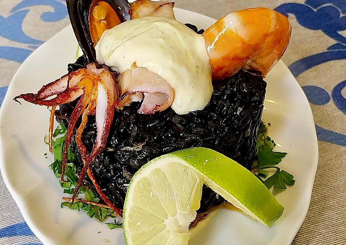 Imagen secundaria 1 - Gaucín’s first gastronomy weekend declared a 'resounding success'