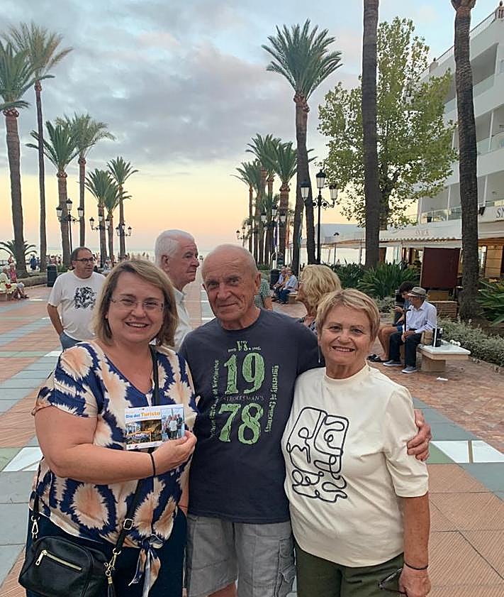 Imagen secundaria 2 - Nerja's World Tourism Day events a big hit with locals and tourists alike