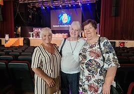 Susan, Anne and Mercedes after the presentation.