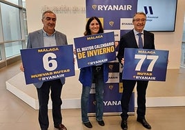 Díaz, Cabrera and Salado, at the presentation of the winter flight season campaign.
