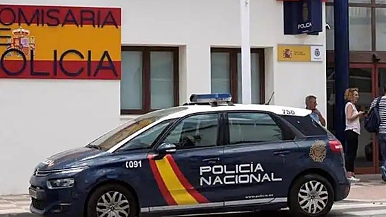 Man arrested in Estepona for dousing his partner with petrol and setting fire to their house