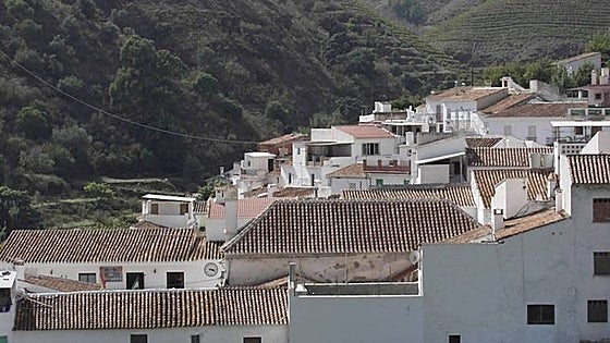 Mayor highlights drought decree after Axarquía residents hit with excessive water bills
