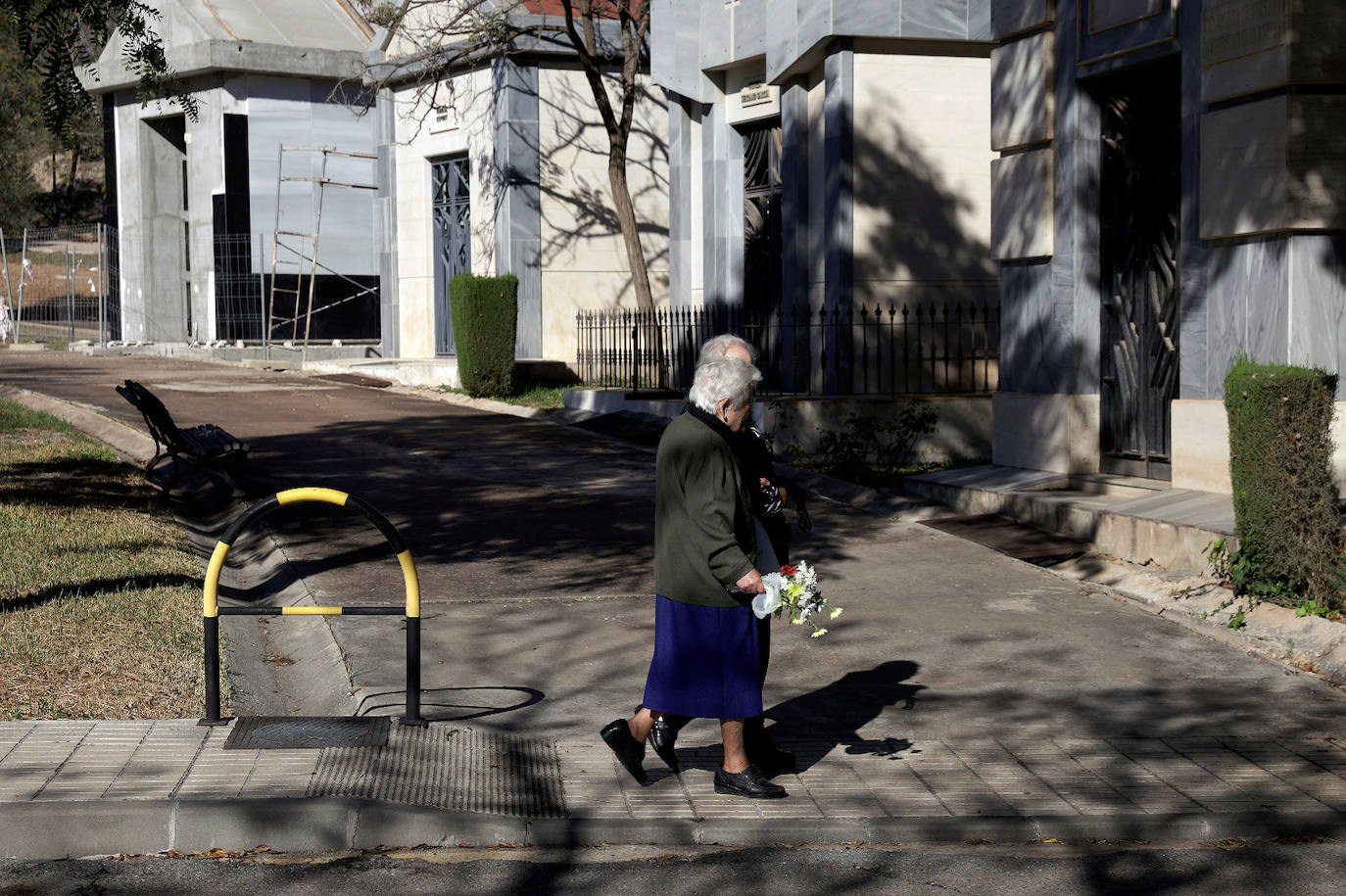 In pictures... people in Malaga pay their respects on All Saints' Day in the province's cemeteries