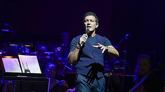 Malaga-born Antonio Banderas to be honoured by Latin Recording Academy