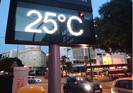 25 degrees on the thermometer in Fuente Olletas, Malaga, on Sunday night.
