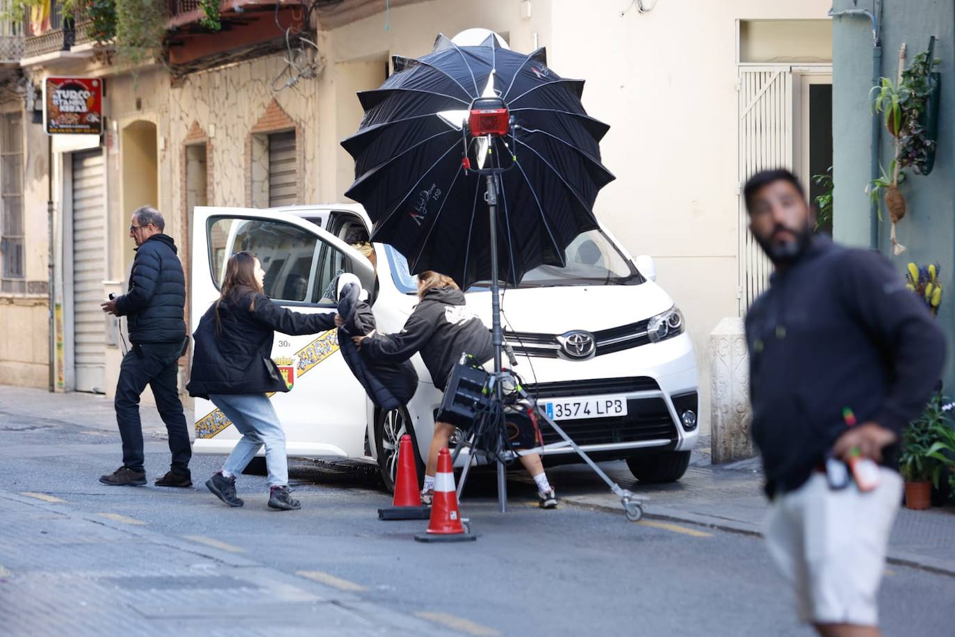 In pictures, Disney+ returns to Malaga to shoot the bullfighting series Maestro