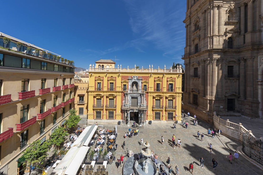 Take a tour of the most expensive pre-owned apartment in Malaga, in pictures