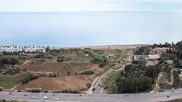 Estepona's drought solution: a fast-build desalination plant by the sea