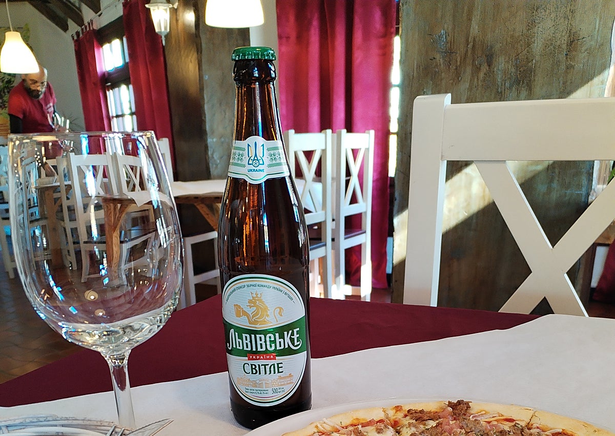 Imagen secundaria 1 - Interior of the pizzeria. 