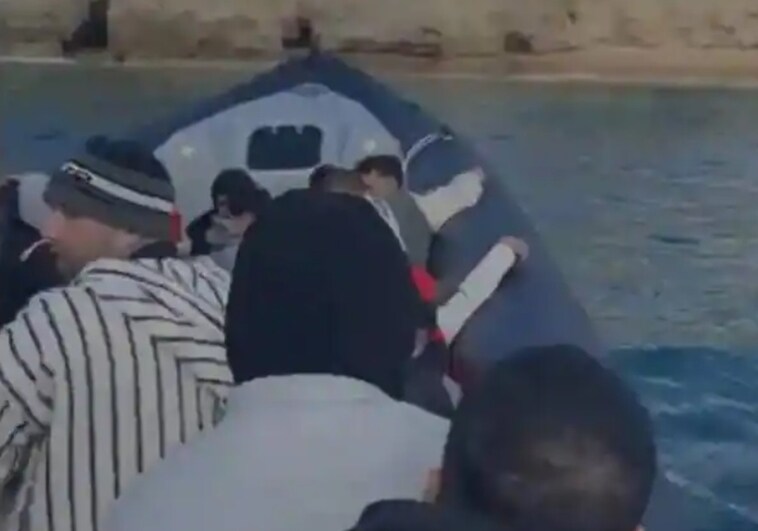Still image from the video recorded from a 'taxi boat'.
