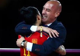 Luis Rubiales hugs Jenni Hermoso after the World Cup final in Sydney.