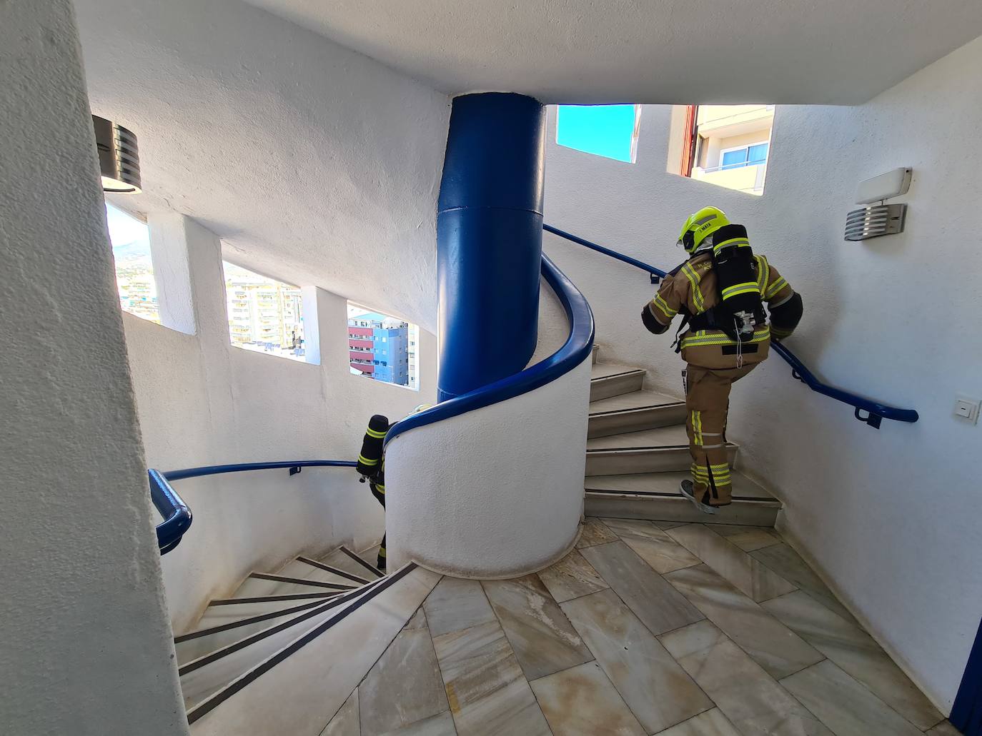Fuengirola&#039;s vertical race for firefighters, in images