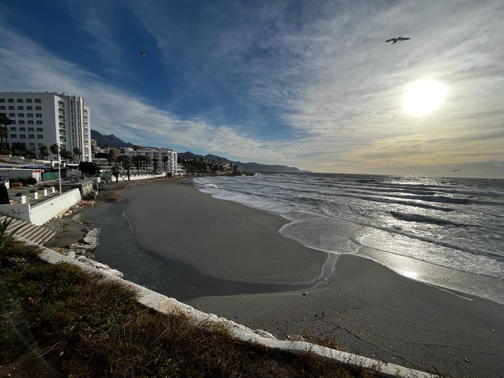 In the Axarquía, the beaches of Nerja, Torre del Mar and Torrox were affected 