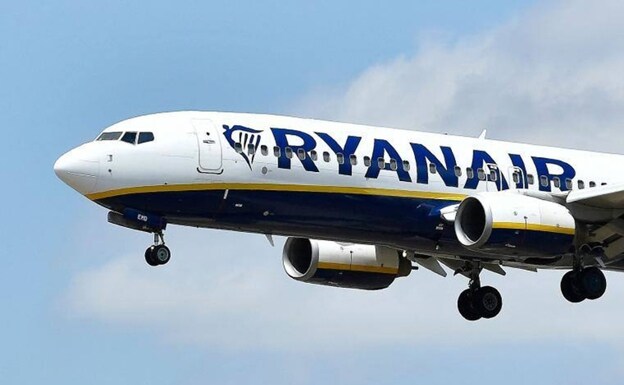 Ryanair investigated for paying some cabin crew less than the minimum wage in Spain