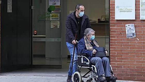 Spanish government to reintroduce the mandatory use of face masks in all health facilities