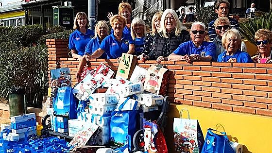 Mijas bar raises more than 700 euros for needy families
