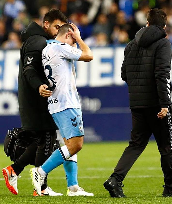 Imagen secundaria 2 - Malaga CF's automatic promotion hopes suffer major blow