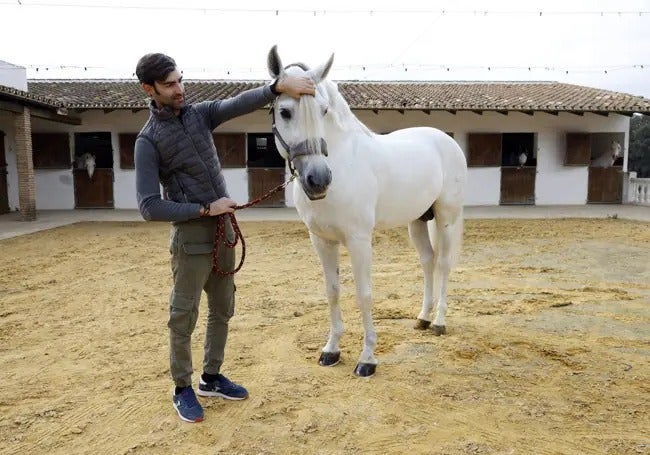 Alejandro Sánchez del Barco with Quincallo de Indalo.