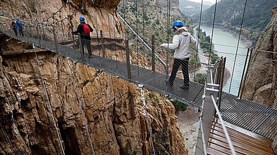 Latest batch of tickets for Malaga's famous El Caminito del Rey suspended gorge walk go on sale this week
