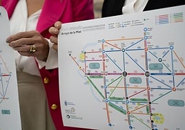 The maps are currently being installed throughout Arroyo de la Miel.