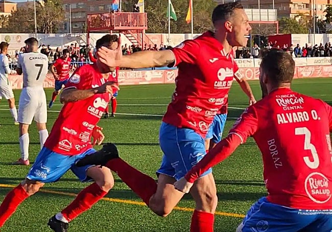 Antonio López celebrates putting Torre del Mar ahead.