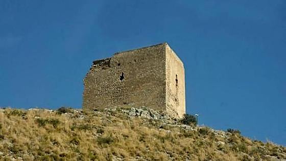 Castell de Ferro: A lonely castle until it was safe to settle