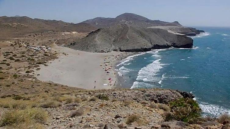 Cabo de Gata: Abundant minerals, not female cats