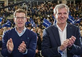 Núñez Feijóo and Rueda at a rally in Pontevedra province last Friday.