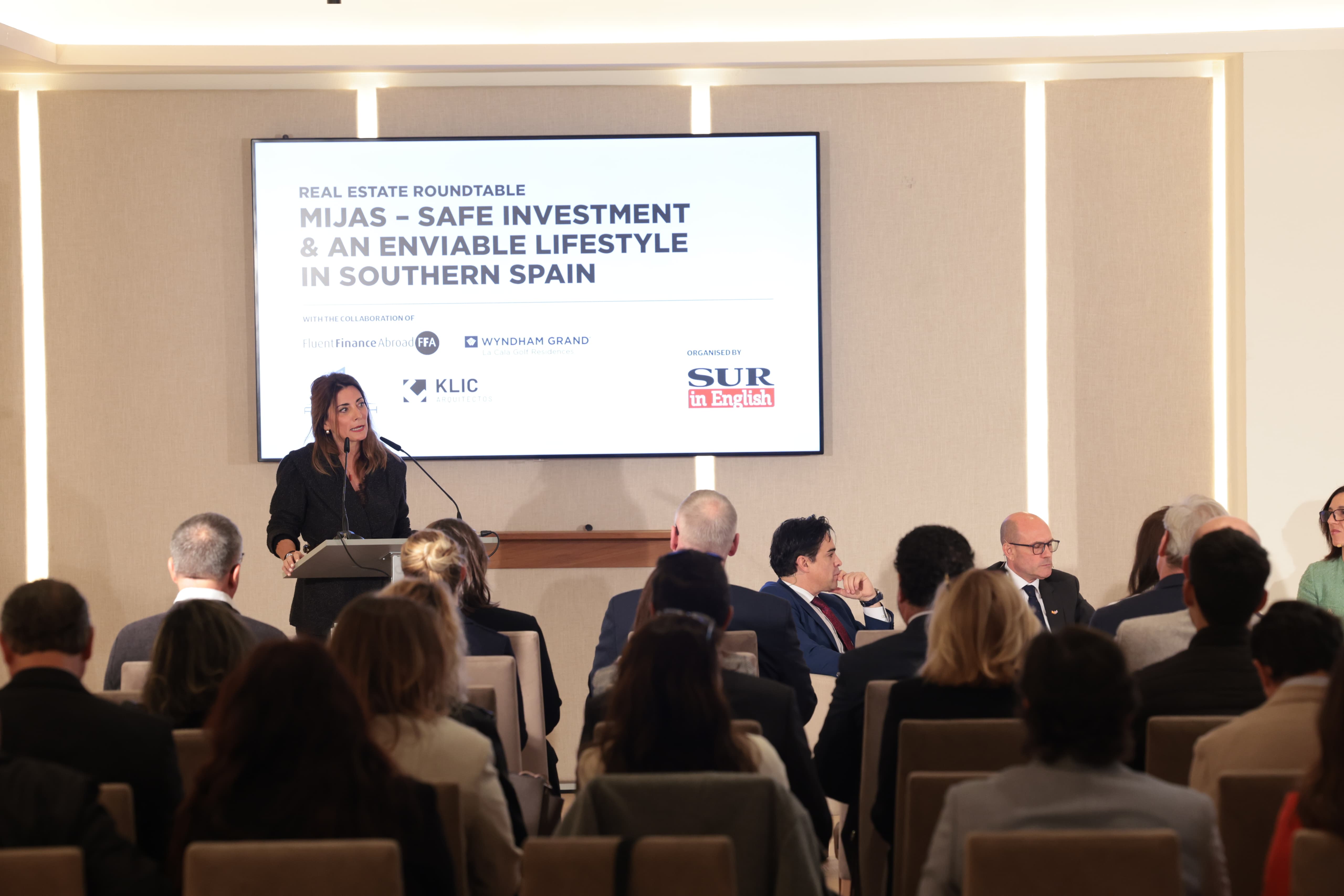 SUR in English real estate roundtable, in images