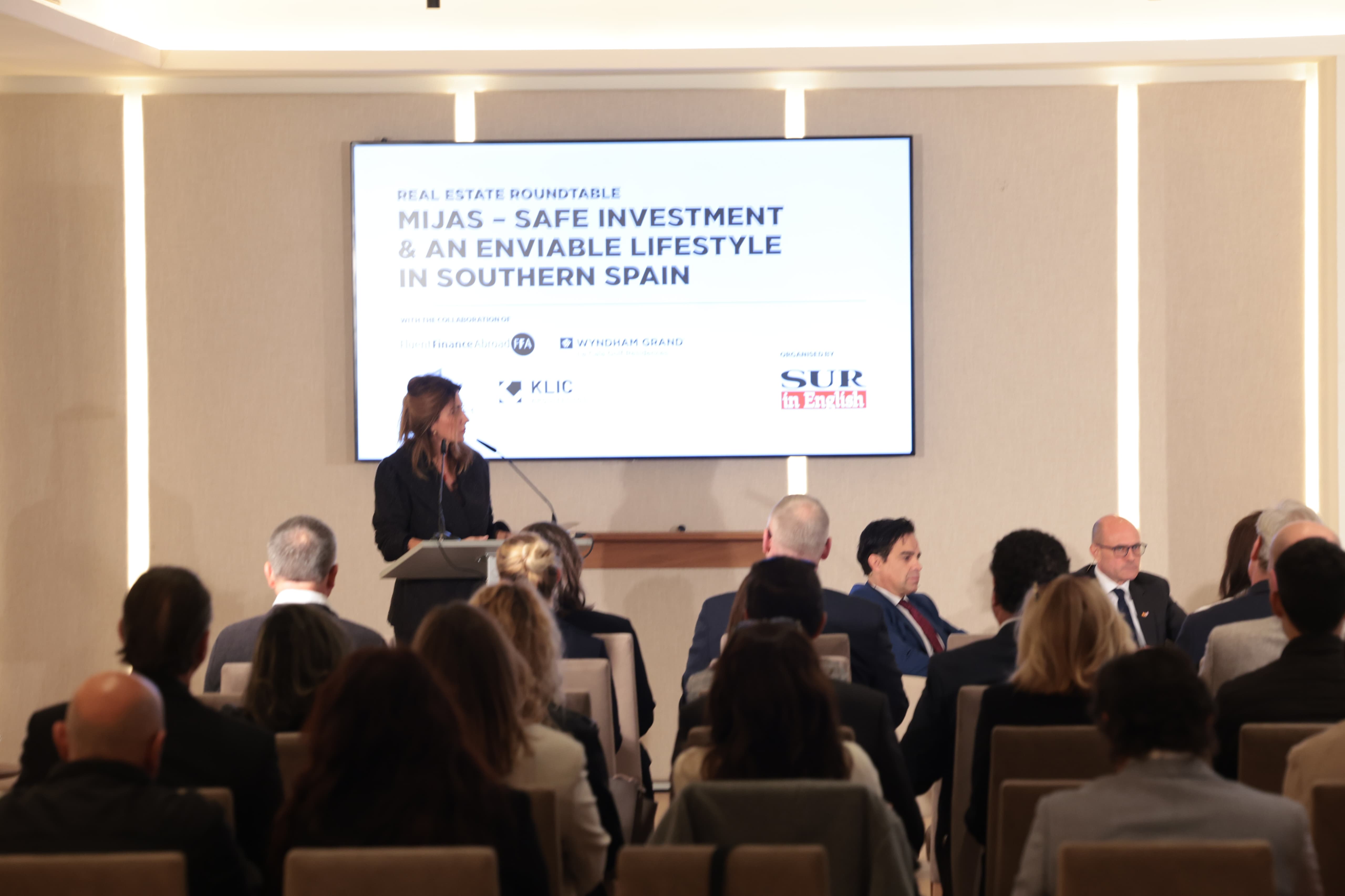 SUR in English real estate roundtable, in images