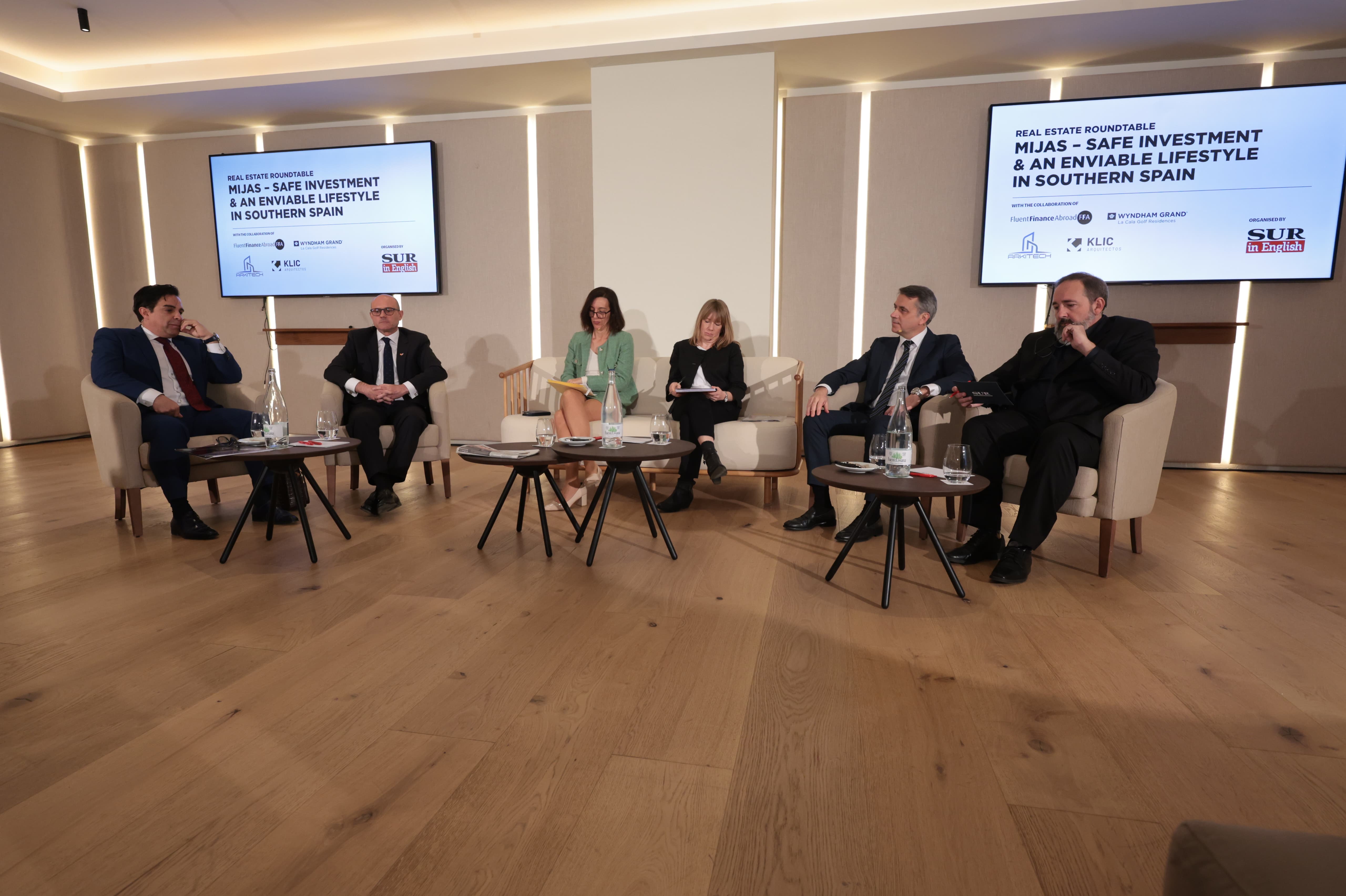 SUR in English real estate roundtable, in images