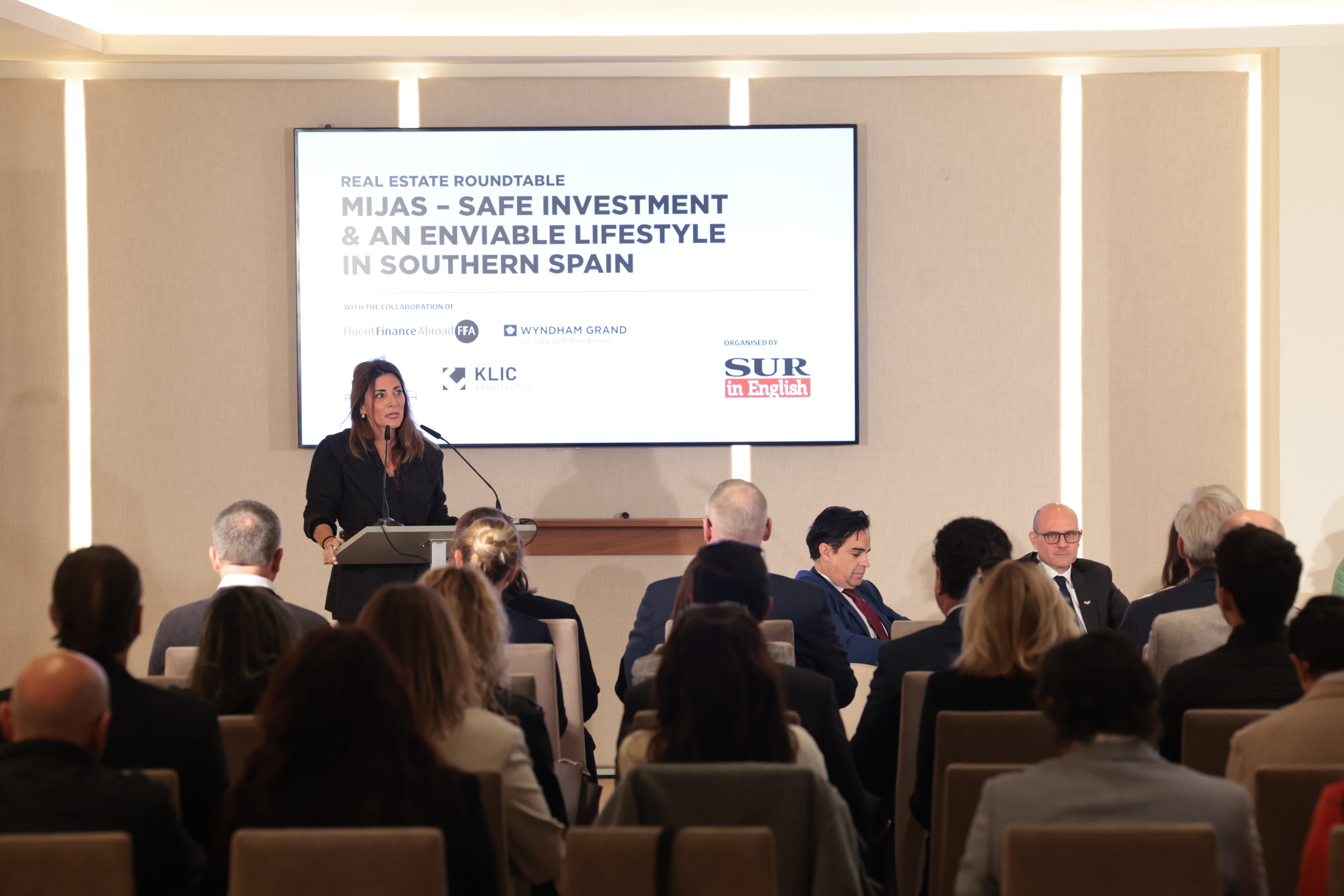 SUR in English real estate roundtable, in images