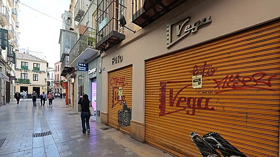 Popular photographic store lowers its shutters in prime Malaga location after more than half a century
