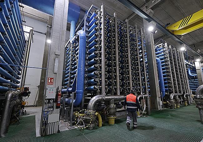 El Atabal desalination plant for brackish water has been extended by 10%.