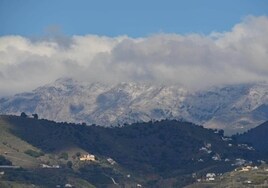 Snow covers the highest peaks of the Sierra Tejeda y Almijara natural park in the Axarquía.