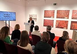 Mayor Ana Mula announces the new cultural initiative.