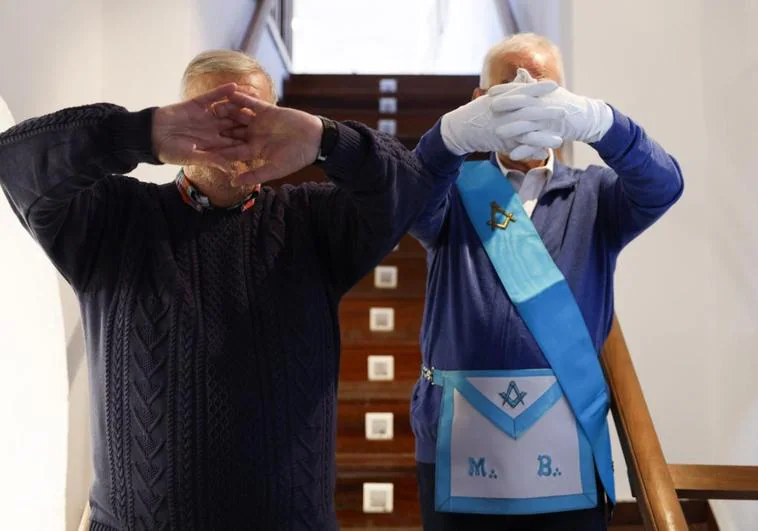 Delving into what goes on behind closed doors, Freemasons in Malaga