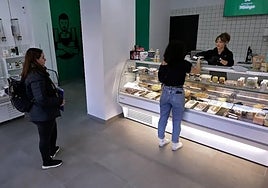 El Vegans offers more than 50 plant-based products