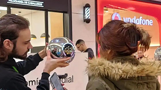 Eye-scanning Worldcoin technology banned from Malaga shopping centre and the rest of Spain