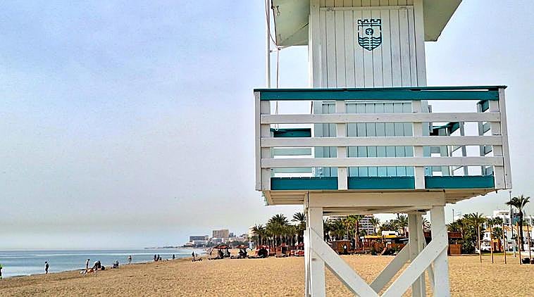 Torremolinos boosts beach safety with series of extra measures in place until the end of the summer season