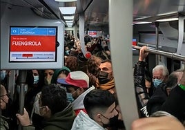 File image of passengers on a packed Cercanías commuter train on the existing C1 line between Malaga and Fuengirola.