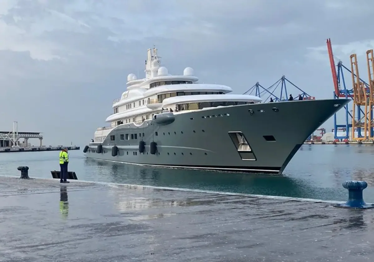 superyacht malaga